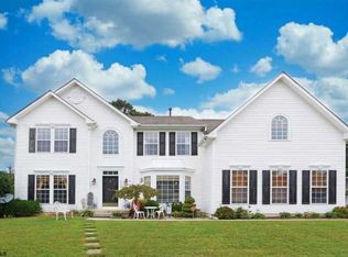 411 Snow Fox Ln, Egg Harbor Township, NJ 08234