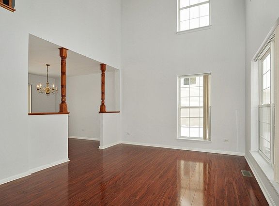 5th image of 2967 Carlsbad Cir