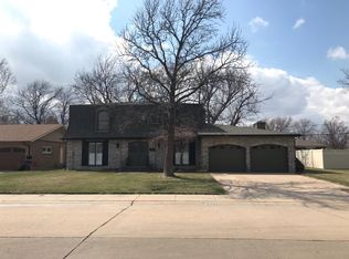 2221 Garfield St, Great Bend, KS 67530