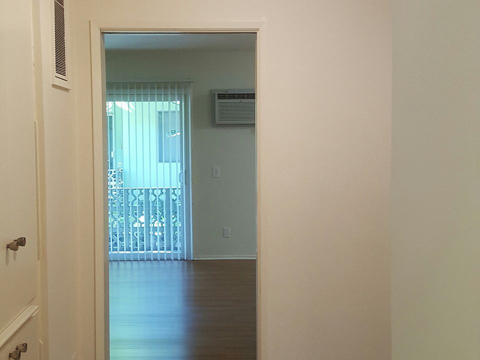 1st image of 706 Chestnut Ave APT 04