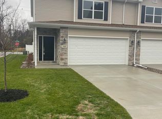 940 Penny Ct, Hobart, IN 46342