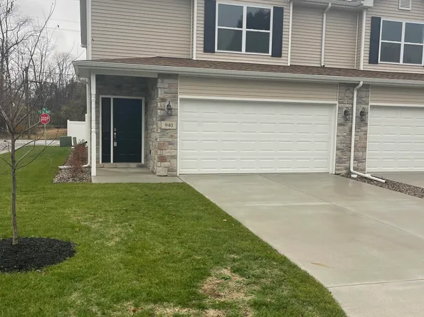 940 Penny Ct, Hobart, IN 46342