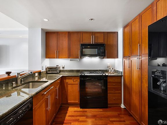 4th image of 400 Beale St APT 707