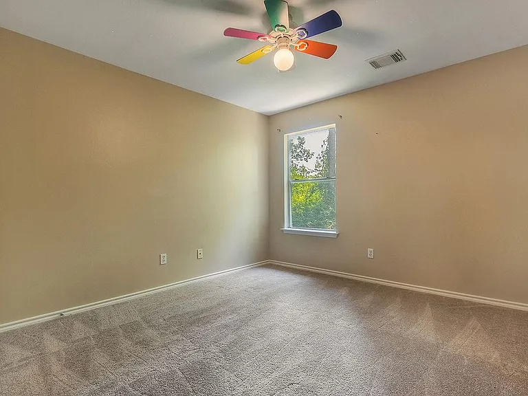 7 Newberry Trail Ct — Photo 28