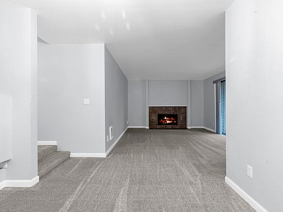 5th image of 4629 W Lake Sammamish Pkwy SE APT H201