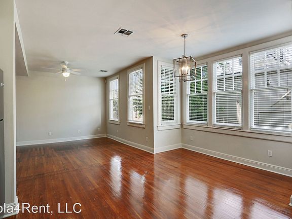 2nd image of 11 Marlborough Gate Pl #3683636