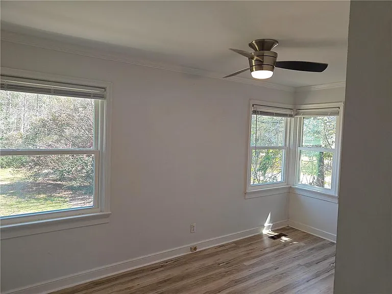 810 Wesleyan Dr — Photo 7