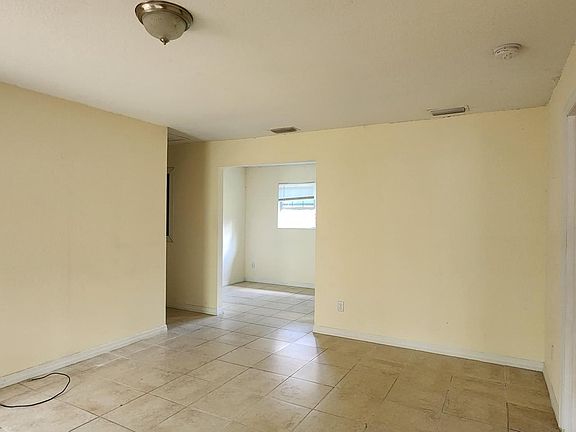3rd image of 3414 NW 46th Pl