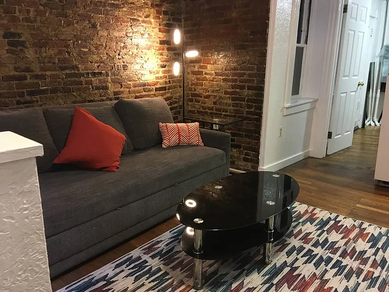 123 Myrtle St #B — Photo 5