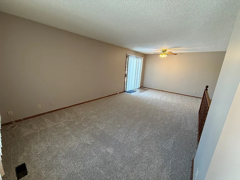 314 N Evergreen Ln — Photo 3