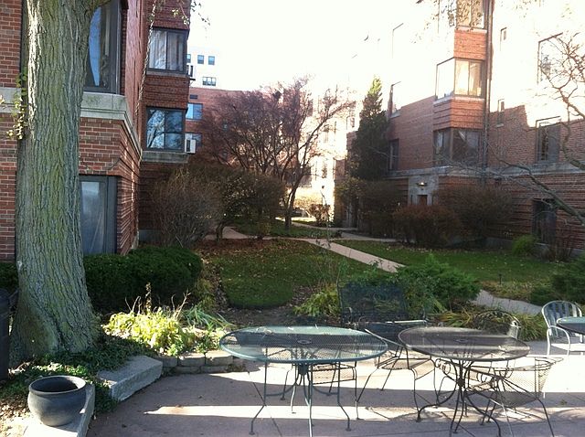 1st image of 1224 W Chase Ave APT 3E