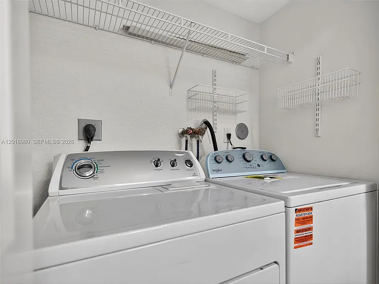12441 SW 124th Ter — Photo 37