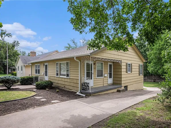 7644 Baltimore Ave, Kansas City, MO 64114