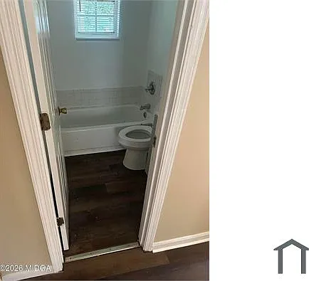 3 bed, 1100 sqft, $1,300 — Photo 4