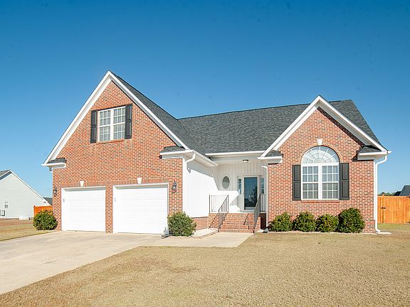 3rd image of 420 Ivy Wood Ln