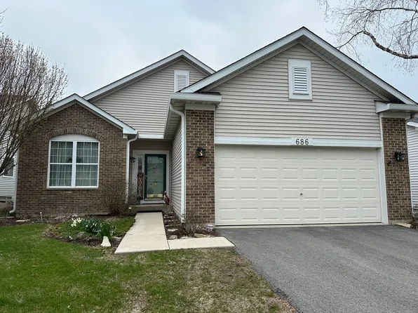 686 S Mecosta Ln, Romeoville, IL 60446