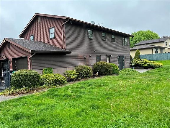 2nd image of 4387 Vista Dr