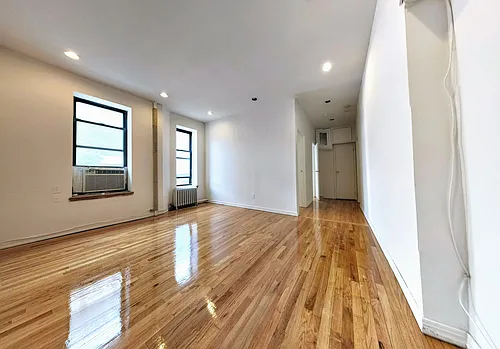 188 2nd Ave #19 Photo 1