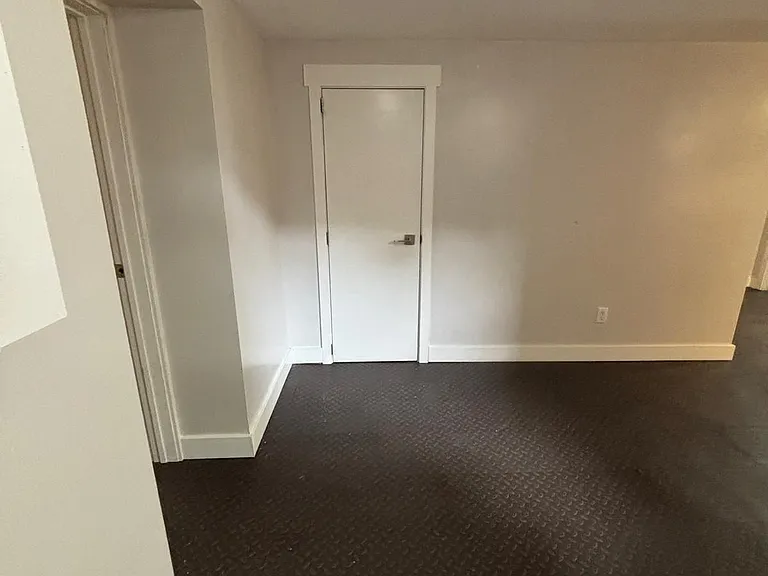 73 Farmbrook Rd #BASEMENT — Photo 7