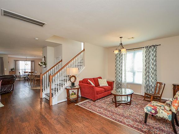 3rd image of 1302 Bartlett Cove Dr