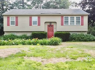 69 McKenna Dr, Nashua, NH 03062