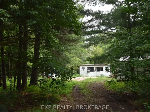 2100 McLean Rd, Central Frontenac, ON K0H 2K0