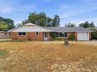1731 N Hudson St, Altus, OK 73521