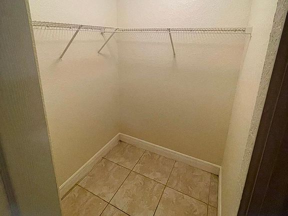 5th image of 2335 NW 65th St Floor 2337
