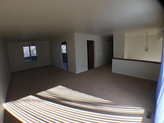 3rd image of 2620 Thorny Dr