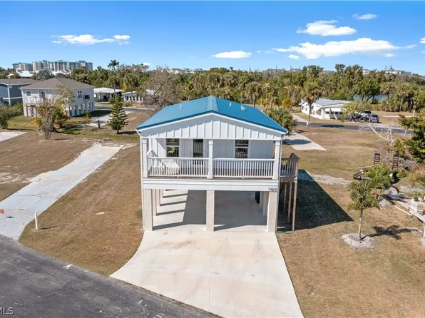 13650 Knot Dr, Fort Myers, FL 33908