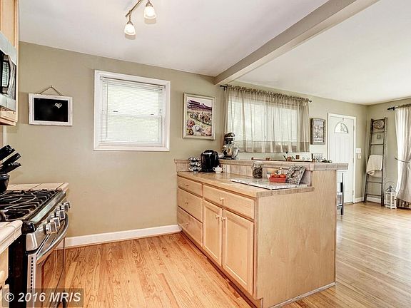 5th image of 3920 Ashwood Pl