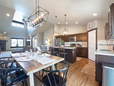 121 Scott Dr, Bozeman, MT, 59718