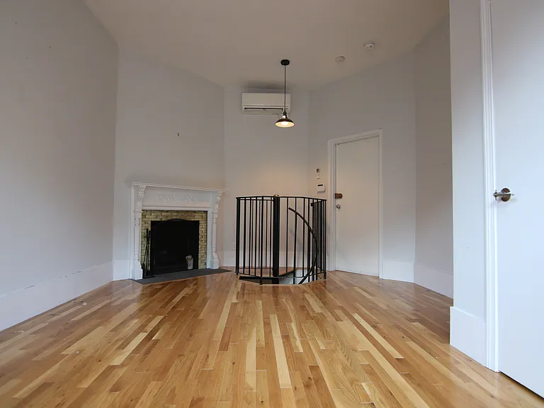 158-181 Saint Botolph Street — Photo 20