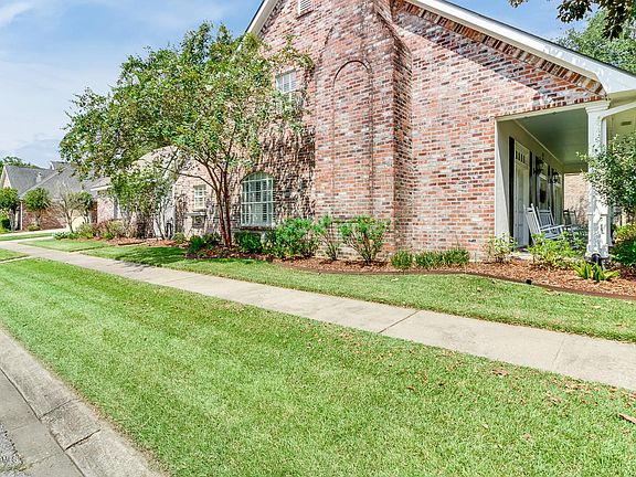 4th image of 401 Cypress Cv