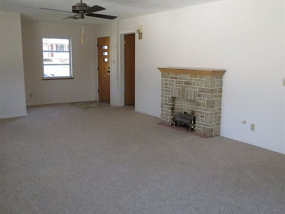2nd image of 139 Pickett Ave