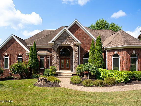 2nd image of 2019 Shagbark Ln