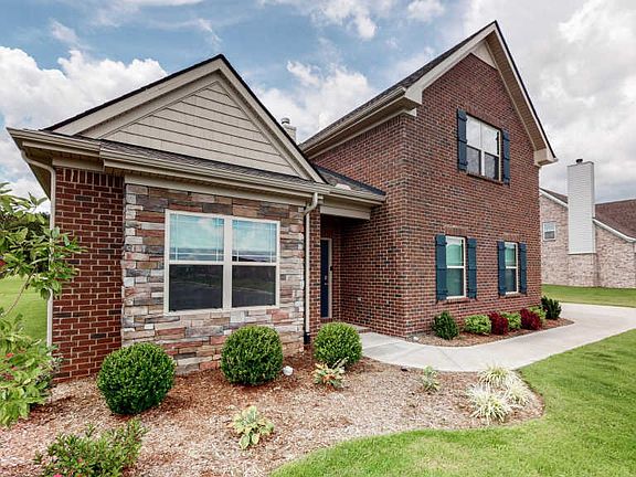 3rd image of 1017 General Marshall Ct