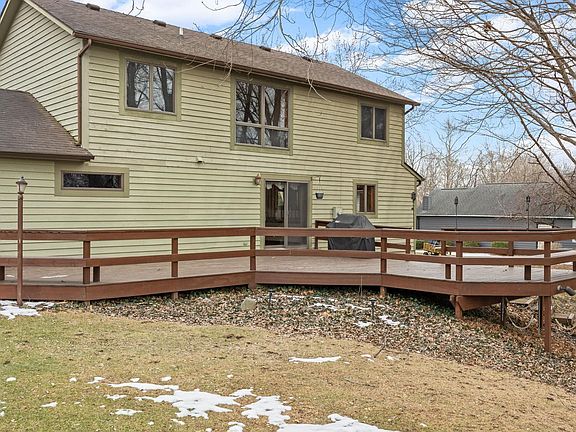 2nd image of 1332 King Arthur Dr