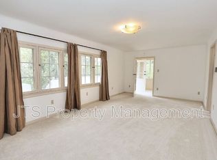 2506 S St, Sacramento, CA