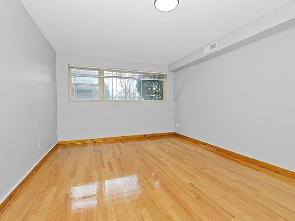 2nd image of 3639 W 63rd St #3639
