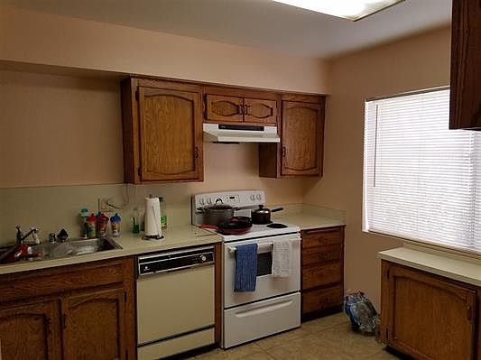 3rd image of 6824 Hyde Park Dr Unit C