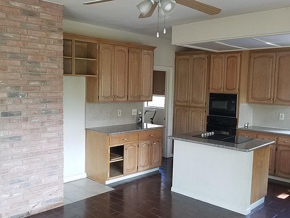 4th image of 822 Lightstone Dr