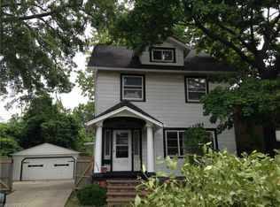 2825 Noble Rd, Cleveland Heights, OH 44121