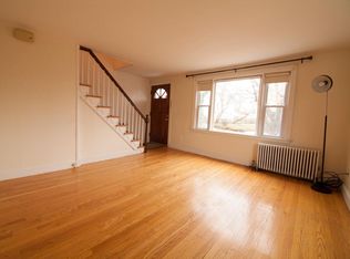 27 Nancy St, Pawtucket, RI 02860