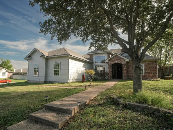 10100 Seville Ct, Waco, TX 76708