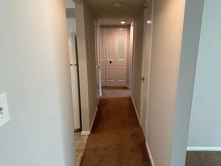 Coventry Court West Apartments — Photo 52
