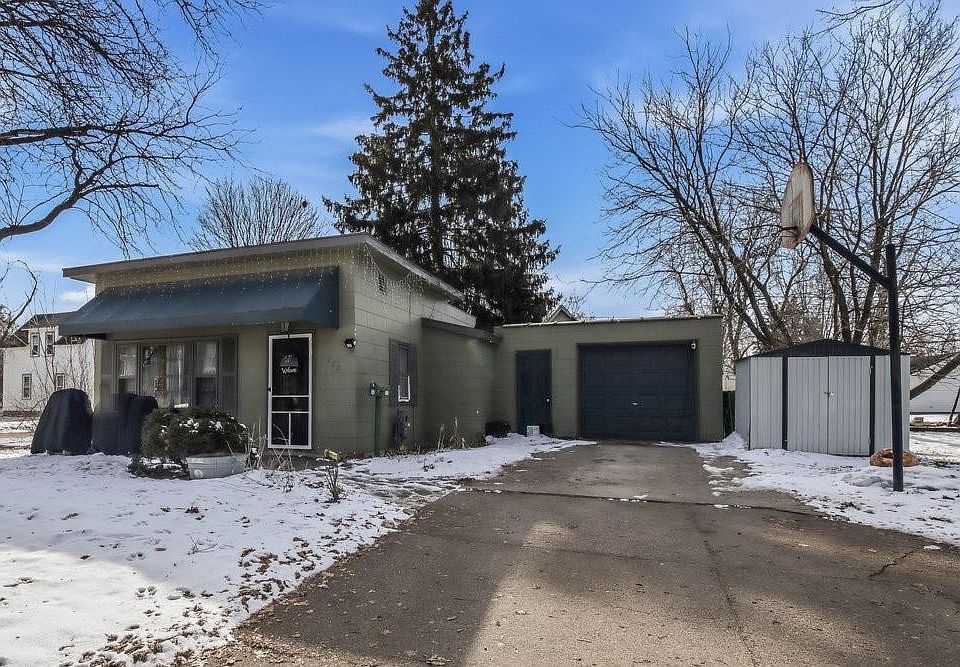 1st image of 420 East Elm Avenue