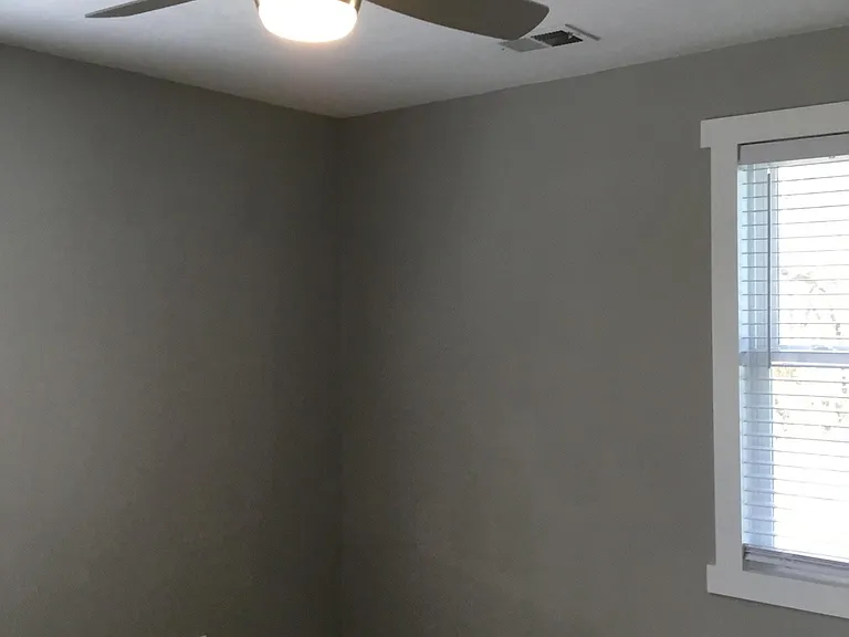 111 W Morse Ave — Photo 13