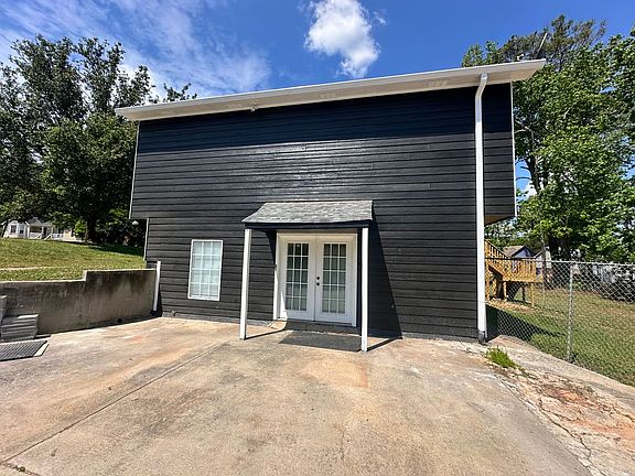 4th image of 312 Stillwood Ct