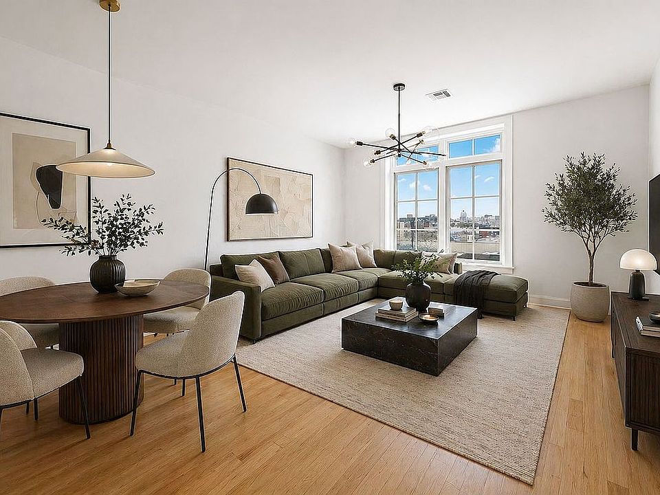 1st image of 627 De Kalb Ave #4A